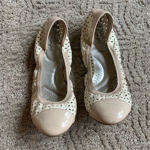 Dexflex comfort flats